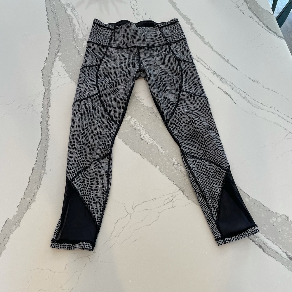 Lululemon 25 inch leggings